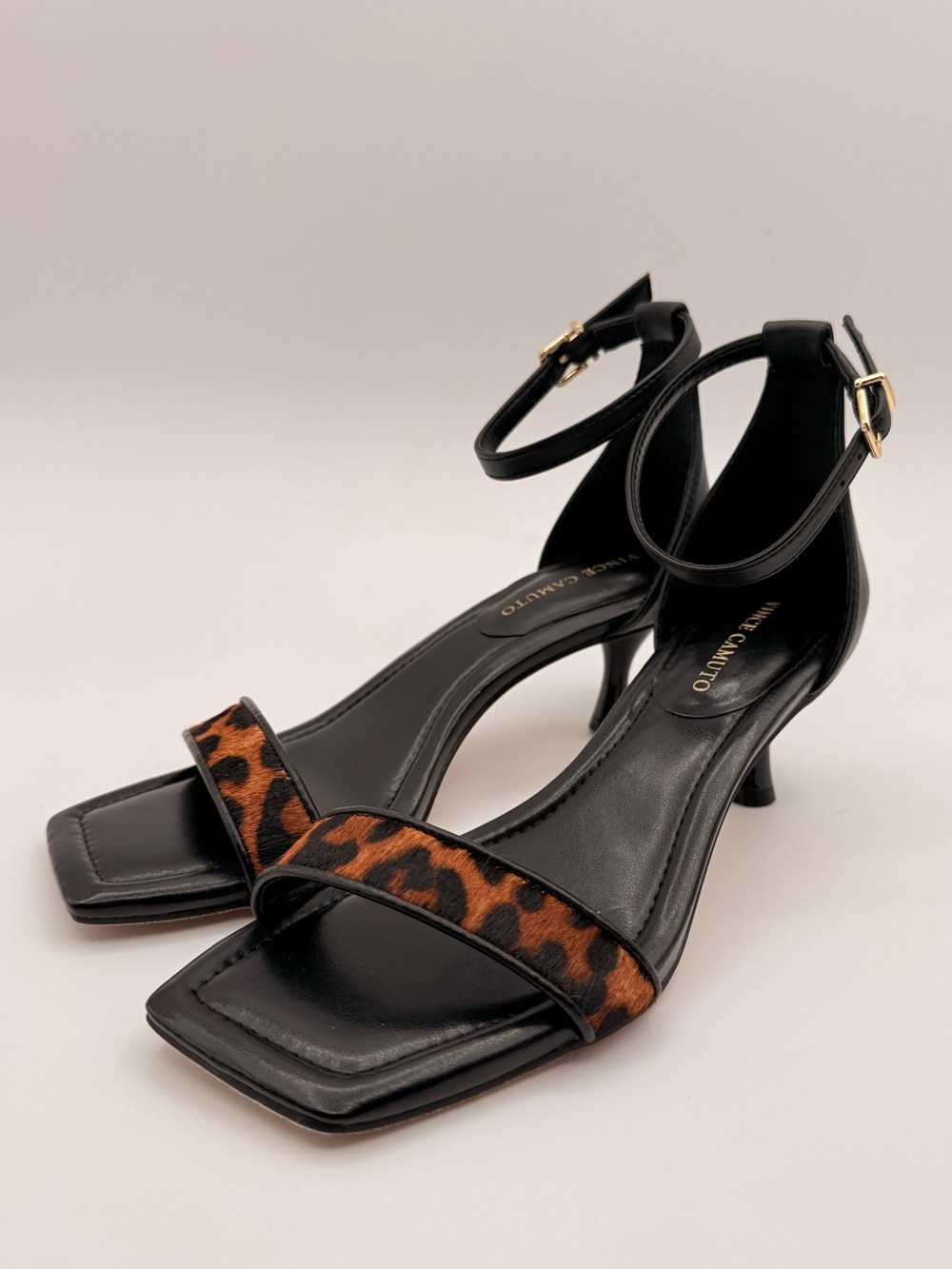 VINCE CAMUTO Vinkely Leopard Calf Hair Kitten Heel Sandals Size 6